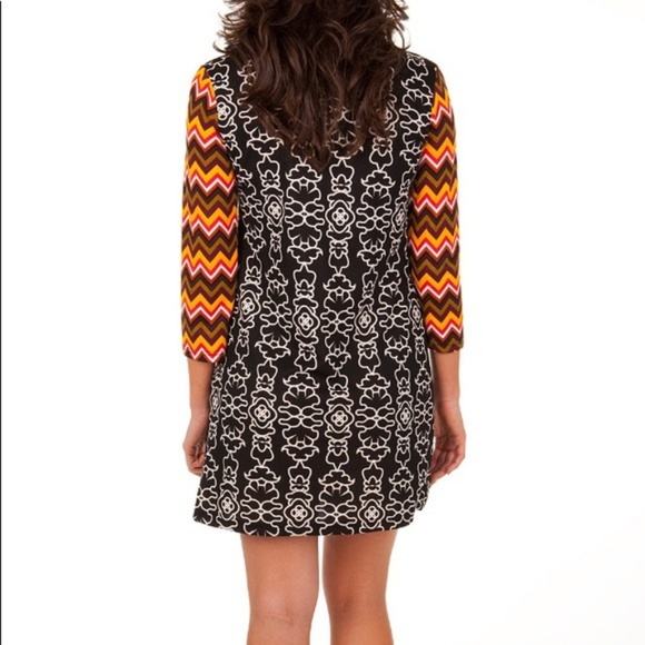 Black & White Zig Zag Long Sleeve Shift Dress XS - Picture 2 of 10